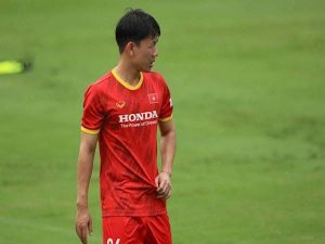 Bóng đá VN 21/5: Minh Vương vẫn không chắc có vé đi UAE cùng ĐTQG