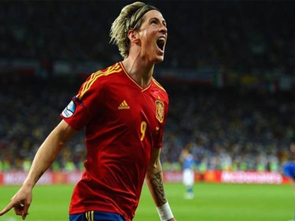 Tiền đạo Tây Ban Nha - Fernando Torres