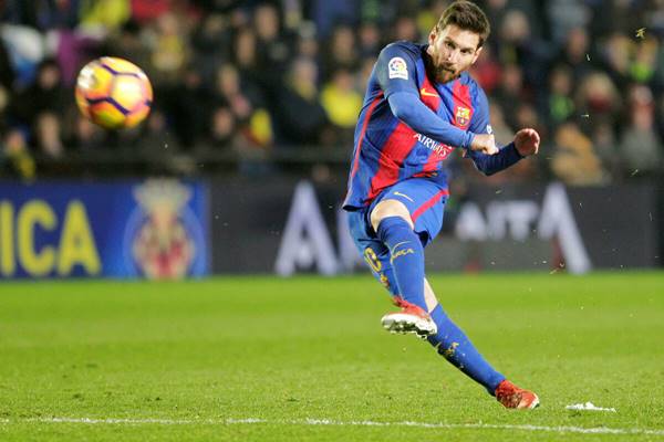 Kỹ thuật dứt điểm của Messi