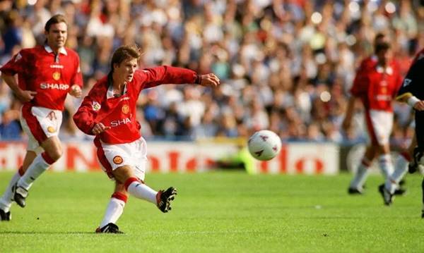 Bàn thắng siêu phẩm của Beckham Bàn thắng siêu phẩm của Beckham
