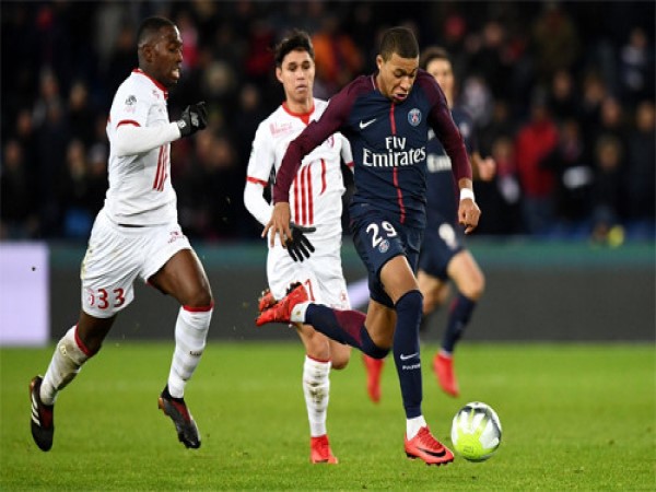 Tốc độ và ảnh hưởng của Mbappé trong bóng đá hiện đại