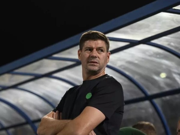 BĐQT: Steven Gerrard nhận định Michael Owen tốt hơn Mbappe