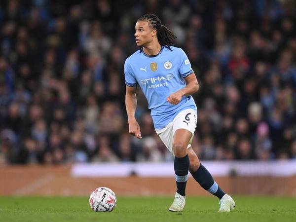 Những danh hiệu đã làm nên tên tuổi Nathan Ake