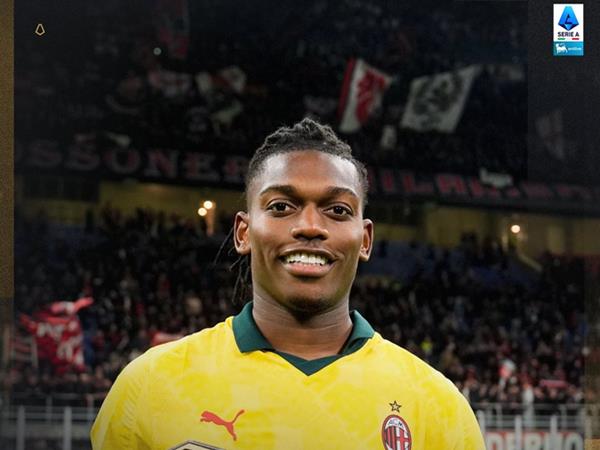Tin AC Milan: Ngược dòng chiếm ngôi đầu Serie A
